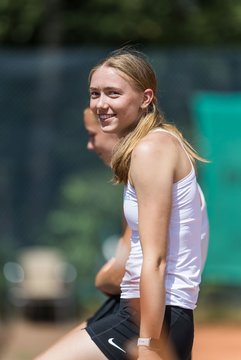 Annika Schult 91 - RL TC an der Schirnau - SV Zehlendorfer Wespen : Ergebnis: 9:0